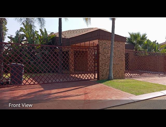4 BEDROOM FREEHOLD FOR SALE IN THE ORCHARDS